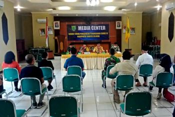 Pemberlakuan masuk satu jalur Plaza Beringin Buntok ditinjau ulang
