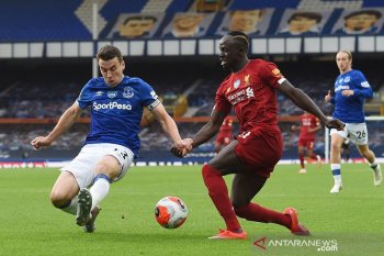 Liverpool ditahan Everton 0-0