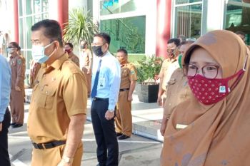 ASN bekerja di tengah pandemi, ini pesan Bupati Pesisir Selatan Hendrajoni