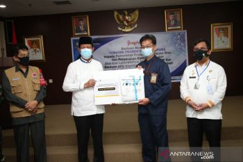 RSBP Batam terima bantuan APD dari Singapura