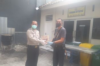 Jenazah bayi bermandikan darah dititipkan di RS Bhayangkara Mataram