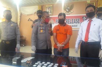 Satreskrim Narkoba Polres Pasaman Barat tangkap pengedar 75 gram sabu (Video)