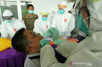 Pasien positif COVID-19 klaster Pasar Cileungsi kembali bertambah tujuh orang