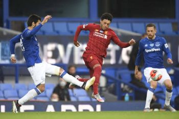 Pelatih Klopp ingin laga lawan City dimainkan di Manchester