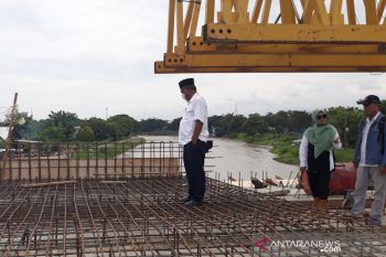 Pemkot perkirakan peresmian Jembatan Palu V  molor