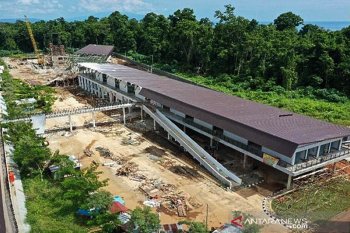 Awaiting final fate of Papua, West Papua's special autonomy funds