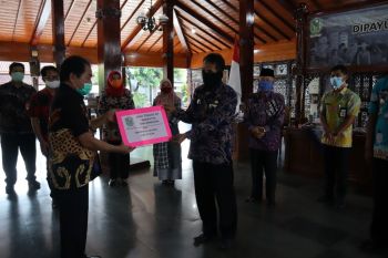 Banjarnegara terima bantuan program Jogo Tonggo