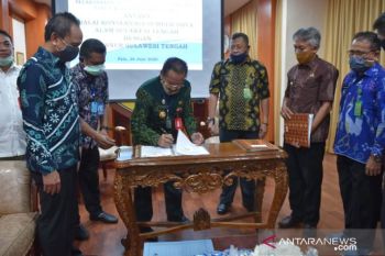 Gubernur-BKSDA Sulteng  tandatangani PKS pembangunan tujuh ruas jalan
