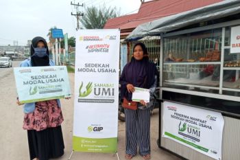 Gandeng ACT Duri, Mahasiswa Kukerta UNRI salurkan bantuan modal ke UMKM