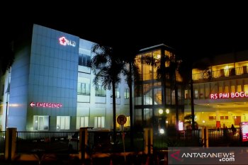 Lima pekerja terluka karena tertimpa runtuhan dinding ruko di Bogor