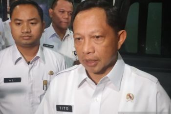 Mendagri Tito Karnavian minta pemda sosialisasikan penerapan tatanan normal baru