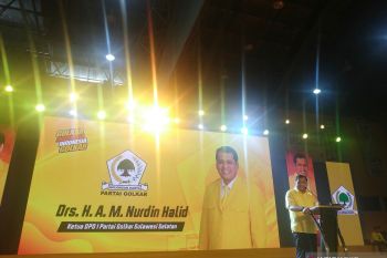 Pengamat : Golkar gamang tentukan arah politik Pilkada Kota  Makassar