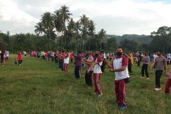 Senam pagi ala polisi di Sumbawa Barat tangkal COVID-19