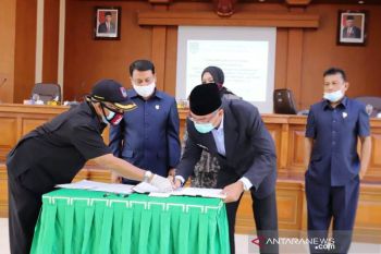 Perda Pertanggungjawaban APBD tahun 2019 Kota Payakumbuh disahkan