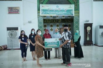 Baznas sinergi Perbankan bantu dhuafa terdampak COVID-19 di Sulawesi Utara