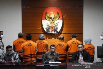 Bupati Kutai Timur ditahan KPK