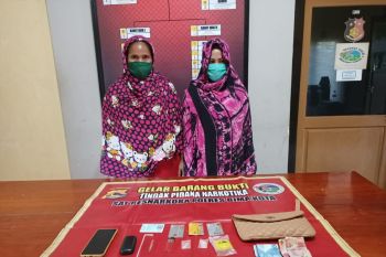 Dua emak-emak jadi pengedar sabu ditangkap polisi