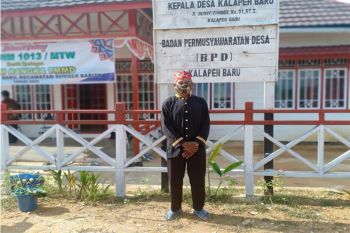 Tokoh adat  sambut gembira TMMD Kodim Muara Teweh