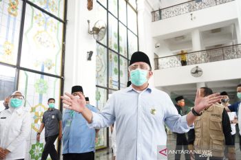 Herman Deru minta masyarakat tetap disiplin jalani protokol kesehatan