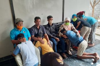 Pelajar ketangkap pesta miras, sungkem minta maaf pada orang tuanya (video)