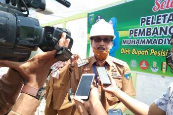 Bupati Pesisir Selatan letakan batu pertama pembangunan panti asuhan Muhammadiyah