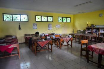 Sekolah swasta kekurangan siswa