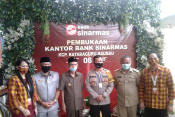 Wali Kota Baubau mengapresiasi pembukaan Bank Sinarmas
