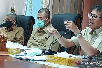 Evaluasi penerapan normal baru, Gubernur Sumbar ajak disiplin protokol kesehatan