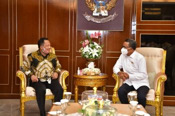 Gubernur laporkan penanganan COVID-19 ke Mendagri