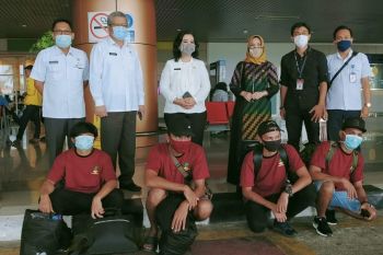 Tiga bulan di panampungan Kalbar, Haji Uma pulangkan TKI asal Aceh