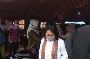 Menteri PPPA : pengungsi Lebak wajib gunakan masker cegah COVID-19