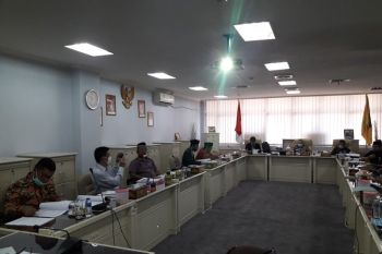 Komisi I DPRD Lampung minta Pelindo selesaikan kerugian petani kerapu