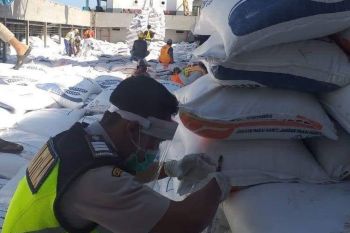 Karantina Mataram mencatat pengiriman beras asal NTB capai 5.000 ton