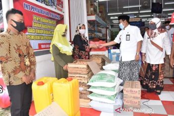 104 UMKM Pekalongan terima bantuan Jaring Pengaman Ekonomi