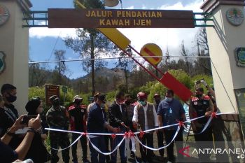 Api biru Kawah Ijen  kembali dapat dinikmati  wisatawan