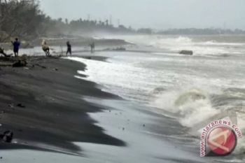 BMKG himbau masyarakat untuk Waspadai gelombang tinggi di sejumlah perairan Indonesia
