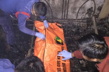 Ibu dan dua anaknya menjadi korban kebakaran rumah