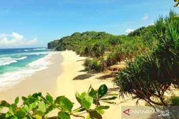 Gunung Kidul disinfektan sejumlah objek wisata