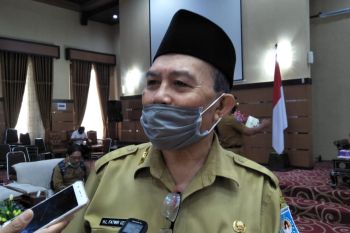 Jadwal sekolah di Mataram belum pasti karena masih zona merah