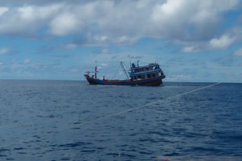 Nelayan Natuna komplain kapal cantrang beroperasi di bawah 12 mil