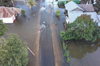 Flash flood affects 2,281 households in SE Sulawesi's 14 sub-districts