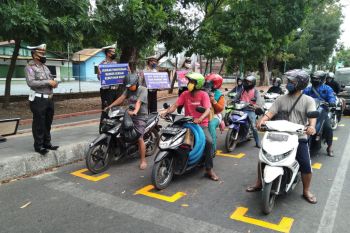 Lampu merah di Sumbawa Barat dan Sumbawa kini serasa di sirkuit balapan