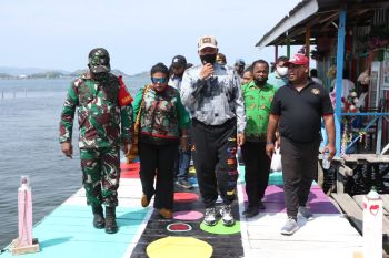 Kapolda apresiasi kreativitas pemuda Yoboi  jadikan kampung wisata