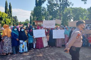 Masyarakat Kapa Pasaman Barat tuntut pengembalian hak ulayat dari PT PHP