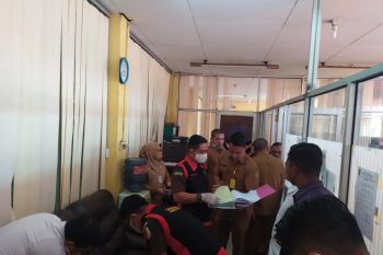 Kejati geledah Dinas Pendidikan Riau