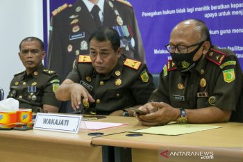 Kejati NTB menetapkan dua tersangka lahan relokasi banjir Bima