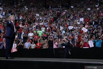 Tim kampanye Donald Trump habiskan dana lebih dari Rp735 M pada Juni 2020