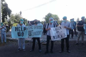 Mahasiswa Residen Faked Unsrat minta keringanan uang kuliah