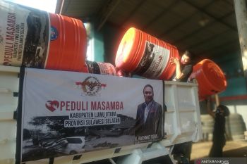 Wakil Ketua DPR kembali salurkan bantuan kemanusiaan di Luwu Utara