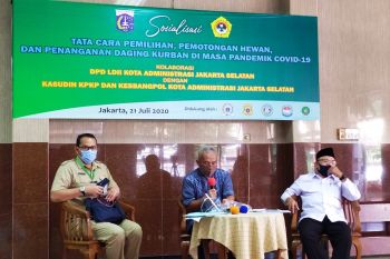 Penderita flu dilarang kelola daging kurban